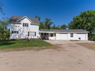 37414 180th St, Cyrus, MN 56323
