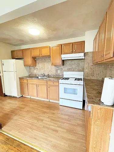 12 Brook Rd #2L Photo 1