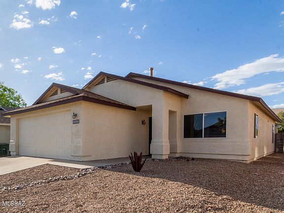 2nd image of 10243 E Desert Crossings Way