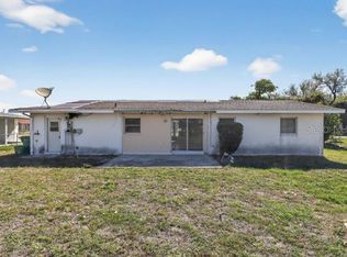 462 Ridgewood St NW, Pt Charlotte, FL 33952
