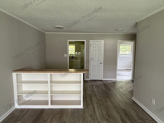 2nd image of 1773 River Rd