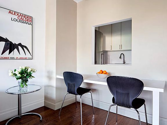2nd image of 101 W 12th St APT 9-B