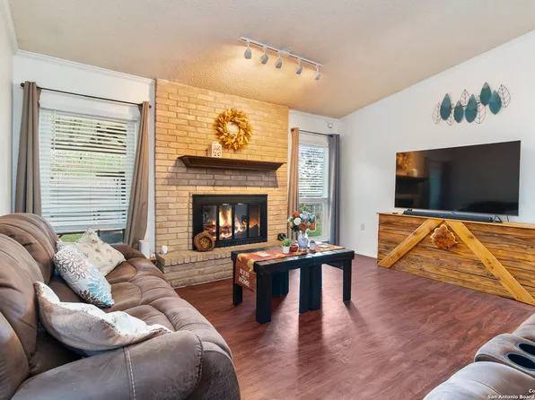 2711 Lake Arbor, San Antonio, TX 78222