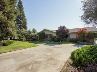 684 S Academy Ave, Sanger, CA 93657