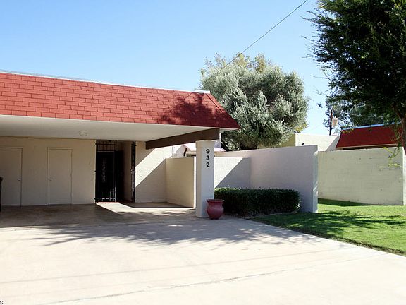 2nd image of 932 E Montebello Ave