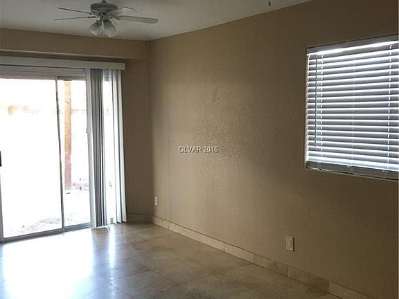 5th image of 9012 Chenin Ave #0