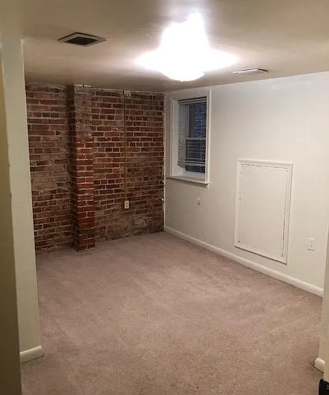 1308 Fairmont St NW #4 — Photo 2