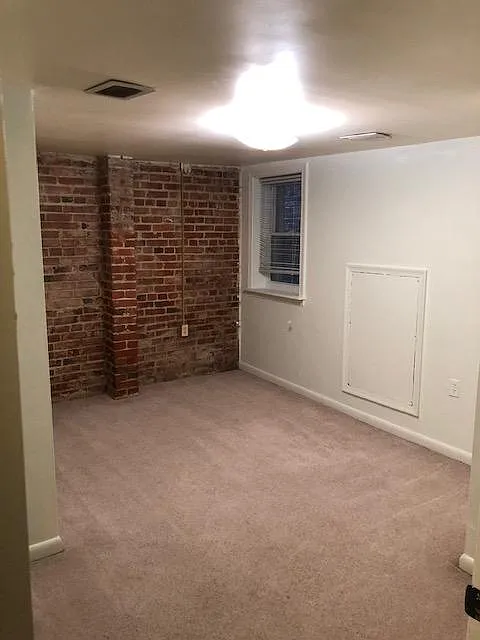 Building Photo - 1308 Fairmont St NW #4