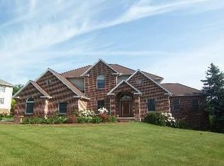 2363 Corinna Ct, State College, PA