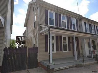 433 Baltimore St, Hanover, PA 17331