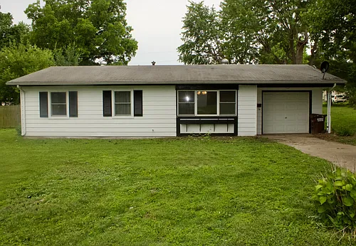 202 Beau Maye Ave Photo 1