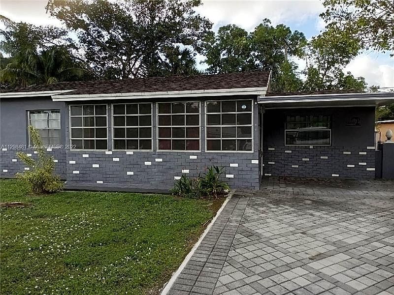 1st image of 1460 SW 29th St #1