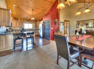 1193 Willow Creek Rd, Corvallis, MT 59828