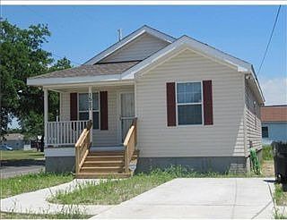 1st image of 1527 Andry St