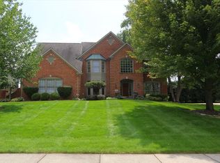1637 Fairway Crst, Loveland, OH
