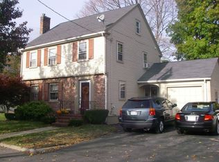 360 Brook Rd, Milton, MA 02186