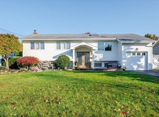 43 Brewster Rd W, Massapequa, NY 11758