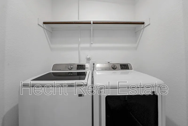 4 bed, 2.0 bath, 1667 sqft, $1,600 — Photo 4