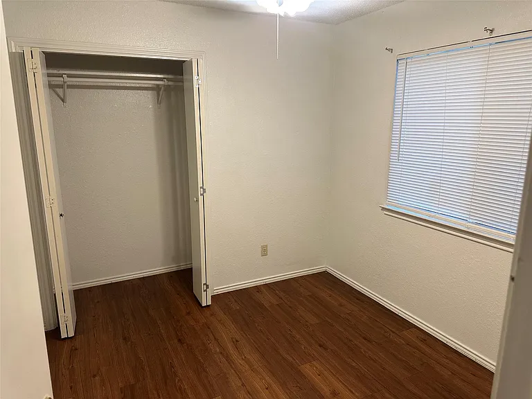 16303 Edgemere Dr — Photo 14
