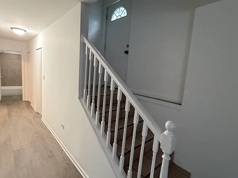 4049 W Crystal St #G — Photo 2