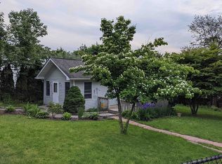 5 Forest Ln, Yorktown Heights, NY 10598