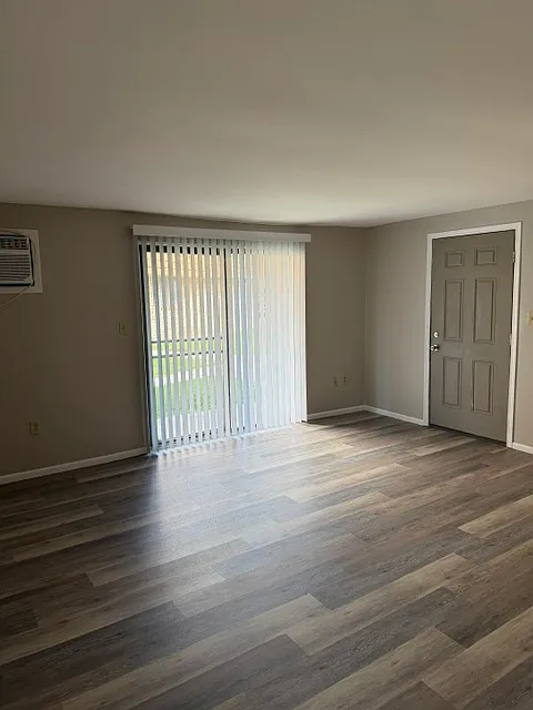 1 bed, $1,080 — Photo 3