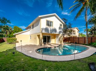 302 NE 36th St, Boca Raton, FL 33431