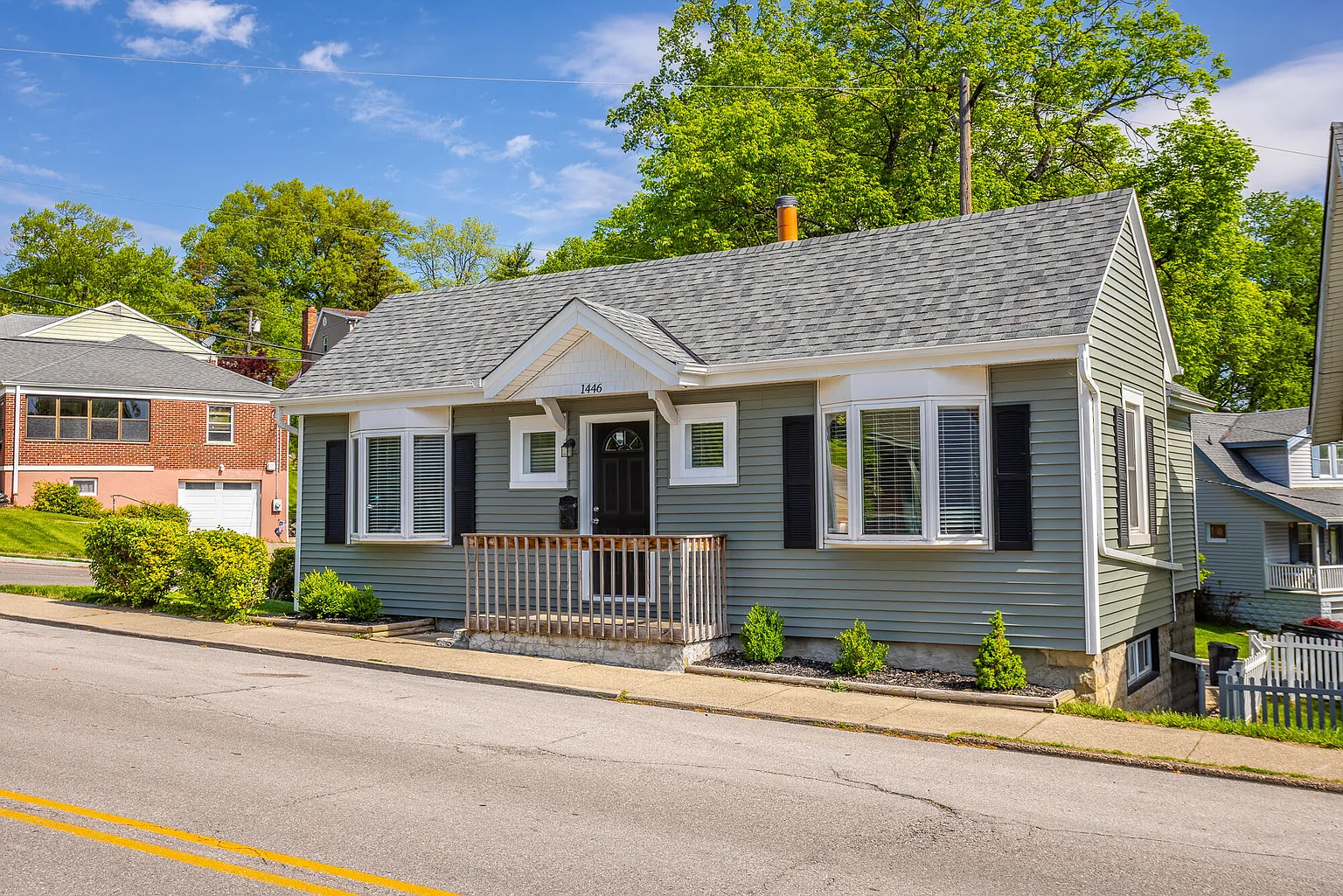 1446 N Fort Thomas Ave photo 1