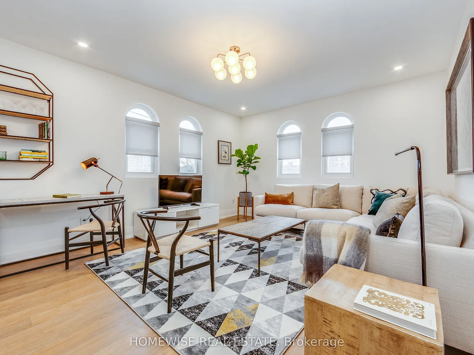 1 bed, $2,345 — Photo 4