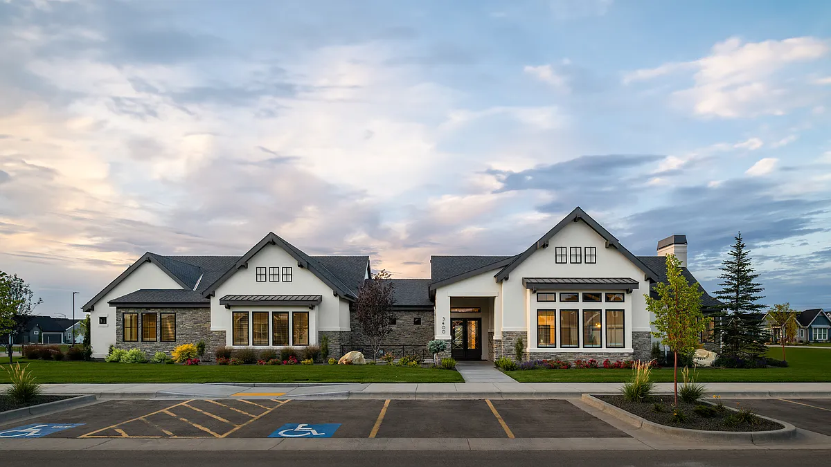 Building Photo - 5098 S Hill Farm Ln