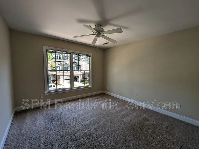 233 Racine Dr #18 — Photo 16