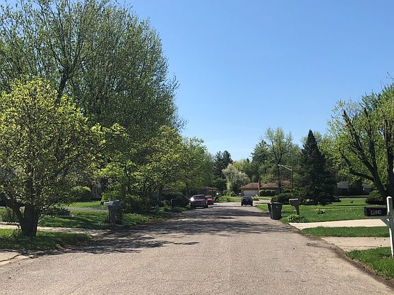 5th image of 4033 N Euclid Ave