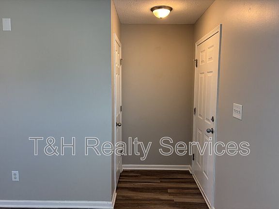4th image of 7952 Amadeus Dr