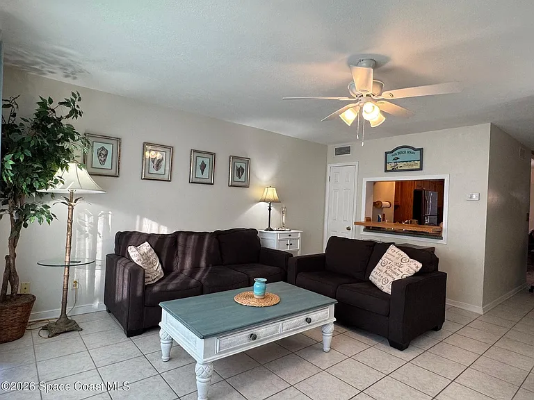 917 Jamestown Ave #100 — Photo 24