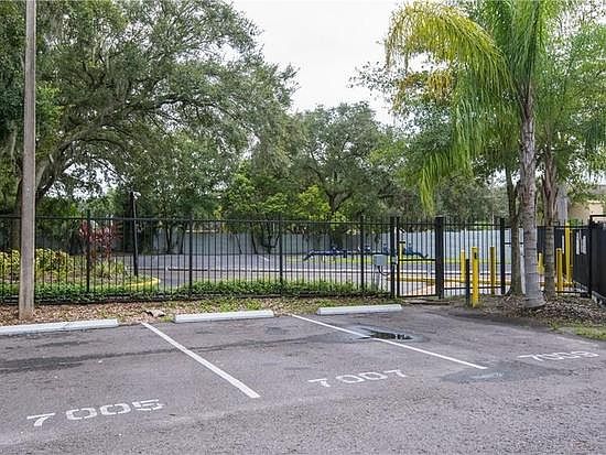 3rd image of 7005 Waterside Dr