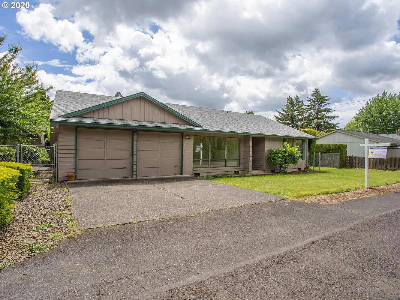 12042 SE 37th Ave photo 1