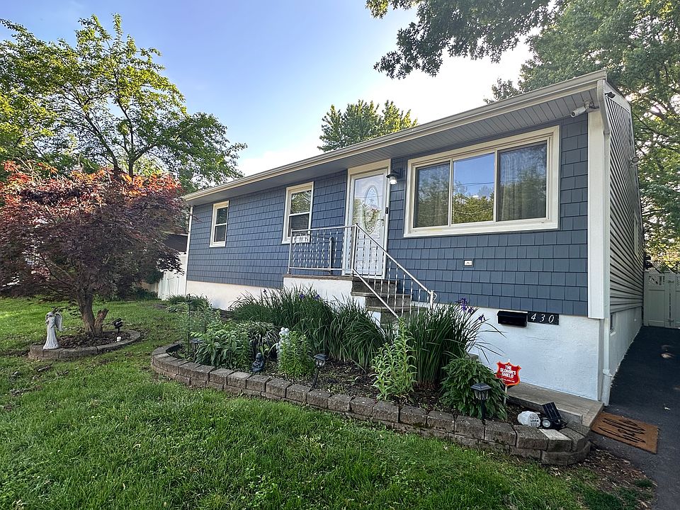 1st image of 430 Thayer Ave