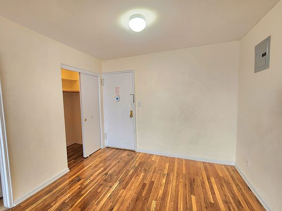 5th image of 8403 168th Pl #7F