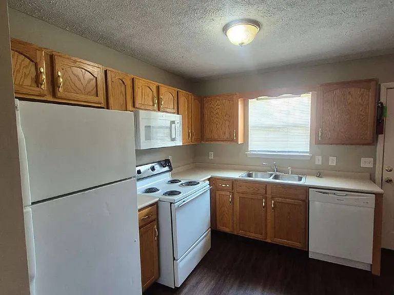3831C Jockey Dr — Photo 7