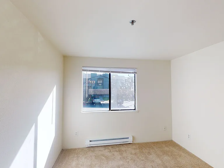 Crown Pointe — Photo 72