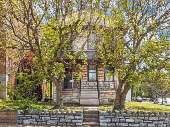 1060 S Kingshighway Blvd, Saint Louis, MO 63110