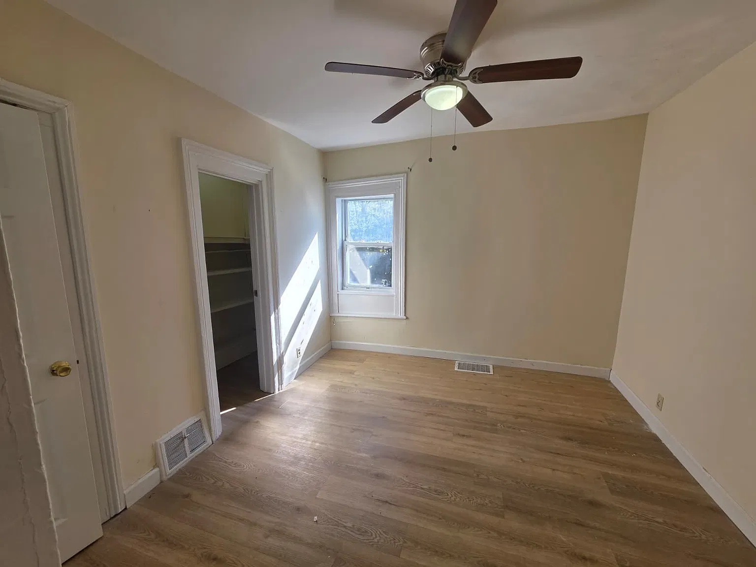 2 bed, $1,850 — Photo 2