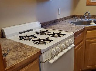 644 Grinnell St APT 1, Fall River, MA 02721