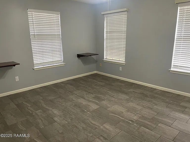 107 Papwood Cir — Photo 11