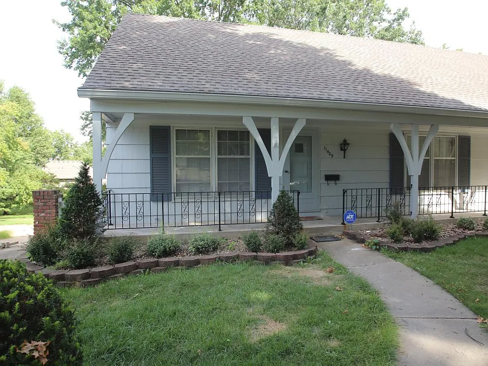 11409 Minor Dr