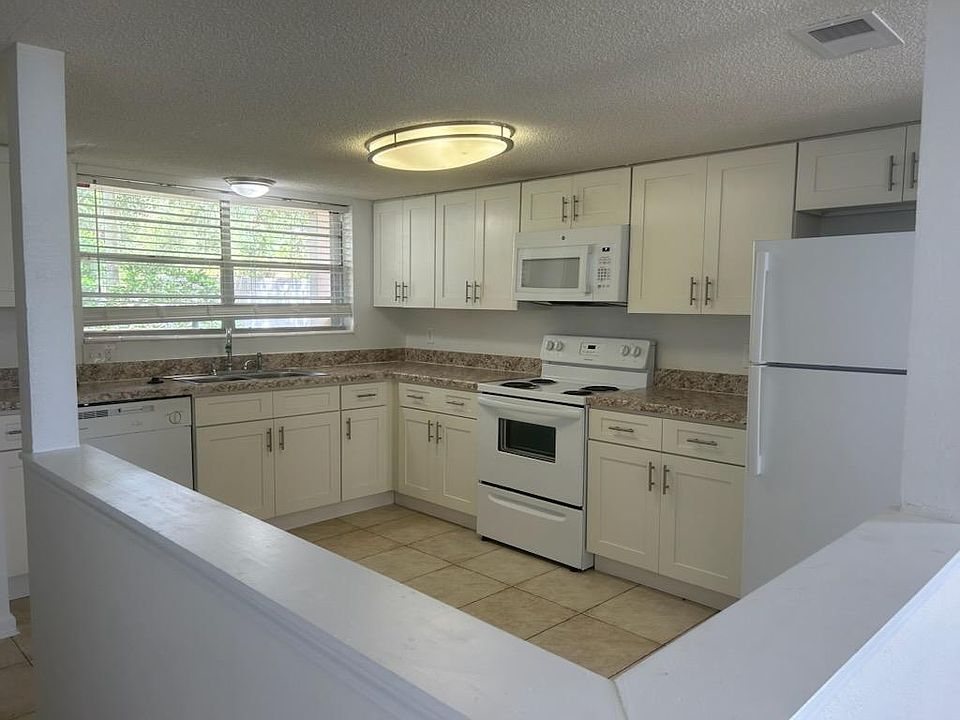 1st image of 1850 Bayard Pl #1