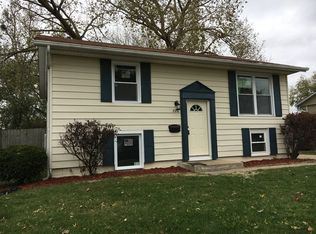 220 Tallman Ave, Romeoville, IL 60446