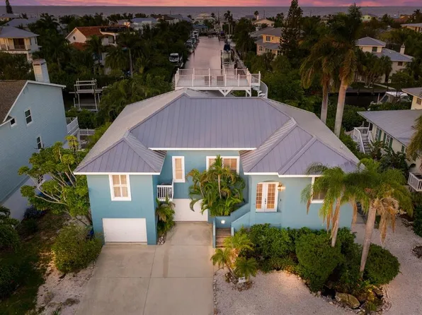 316 Tarpon St, Anna Maria, FL 34216