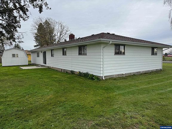 2nd image of 34584 Red Bridge Rd SE