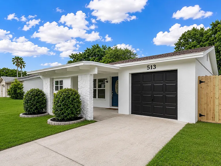 513 Falkirk Ave — Photo 4